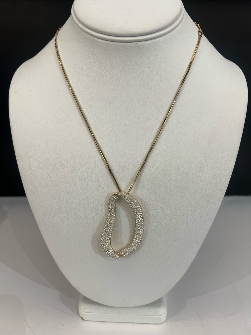 Swarovski Donatella necklace gold pointaige crystals